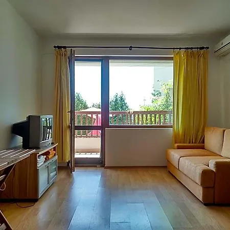 Hotel Morski Briz 2*